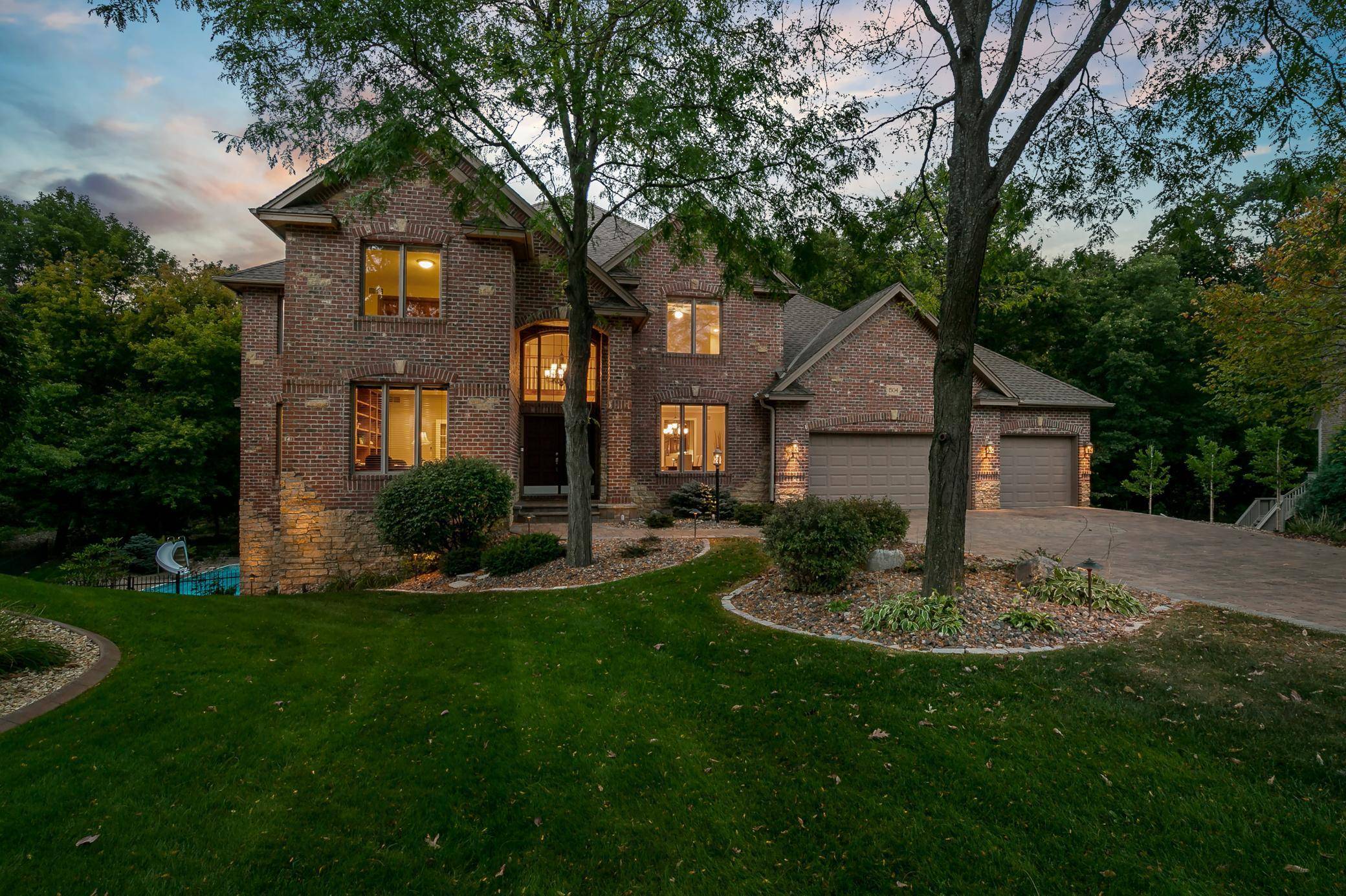 Burnsville, MN 55337,1504 Summit Oaks CT