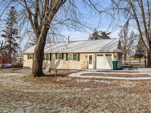 30783 County 7 BLVD, Vasa Twp, MN 55089