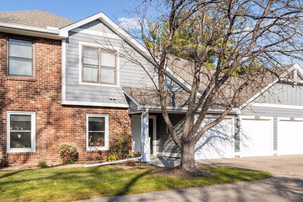 6803 Langford DR, Edina, MN 55436