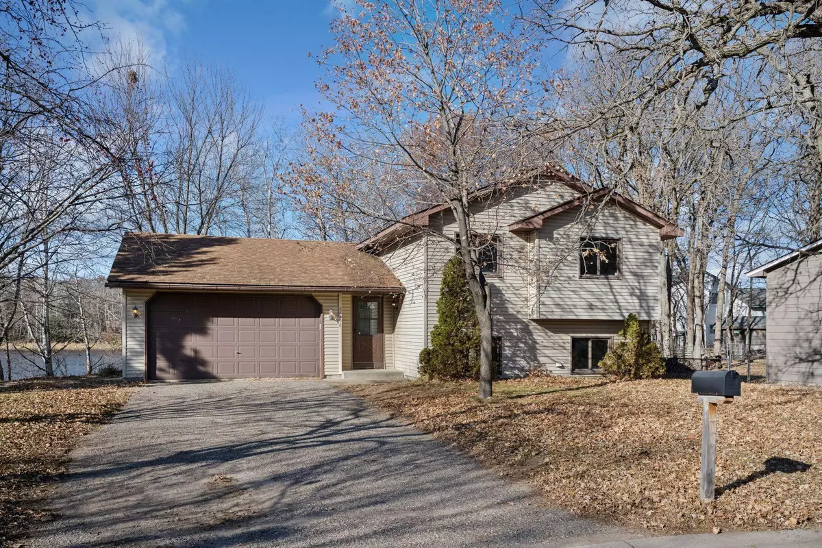 Zimmerman, MN 55398,26298 10th Street CIR