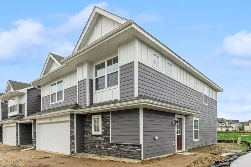 1002 Field CT, Medina, MN 55340