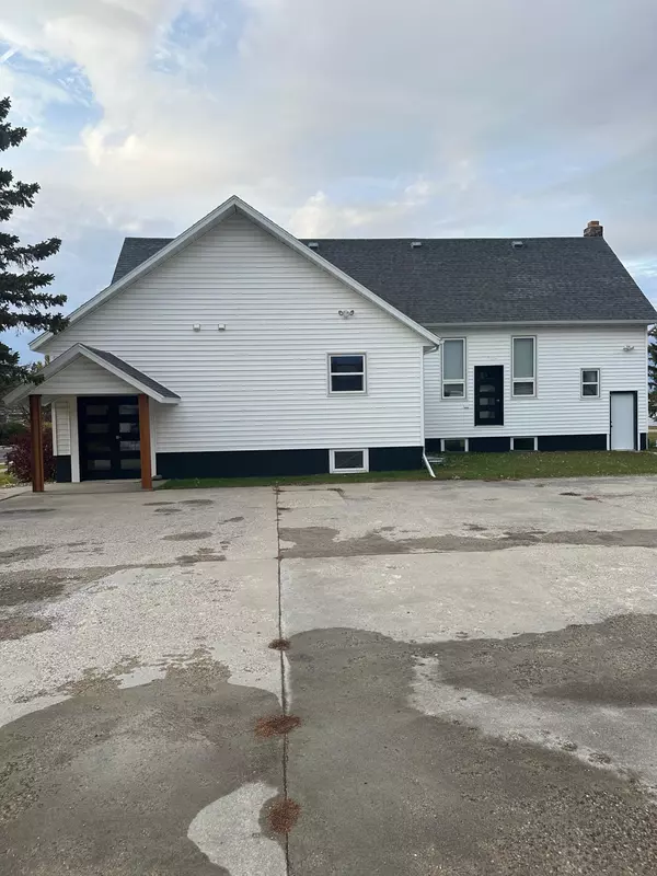 Karlstad, MN 56732,504 Main ST S