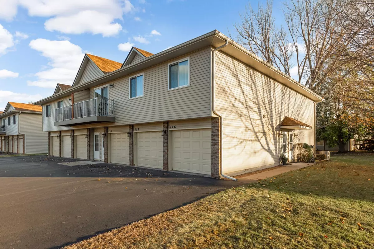 Vadnais Heights, MN 55127,726 Parkside DR #726F