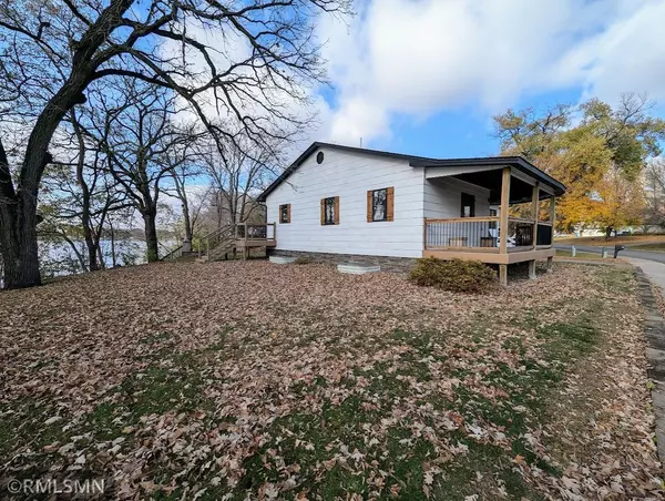 441 Upland AVE NW, Elk River, MN 55330