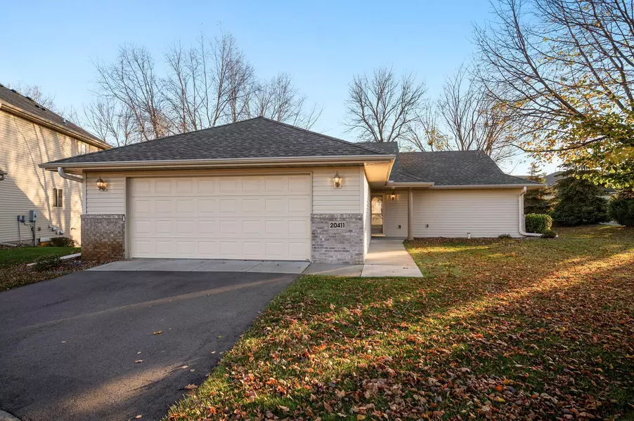 20411 Pondview CIR, Rogers, MN 55374