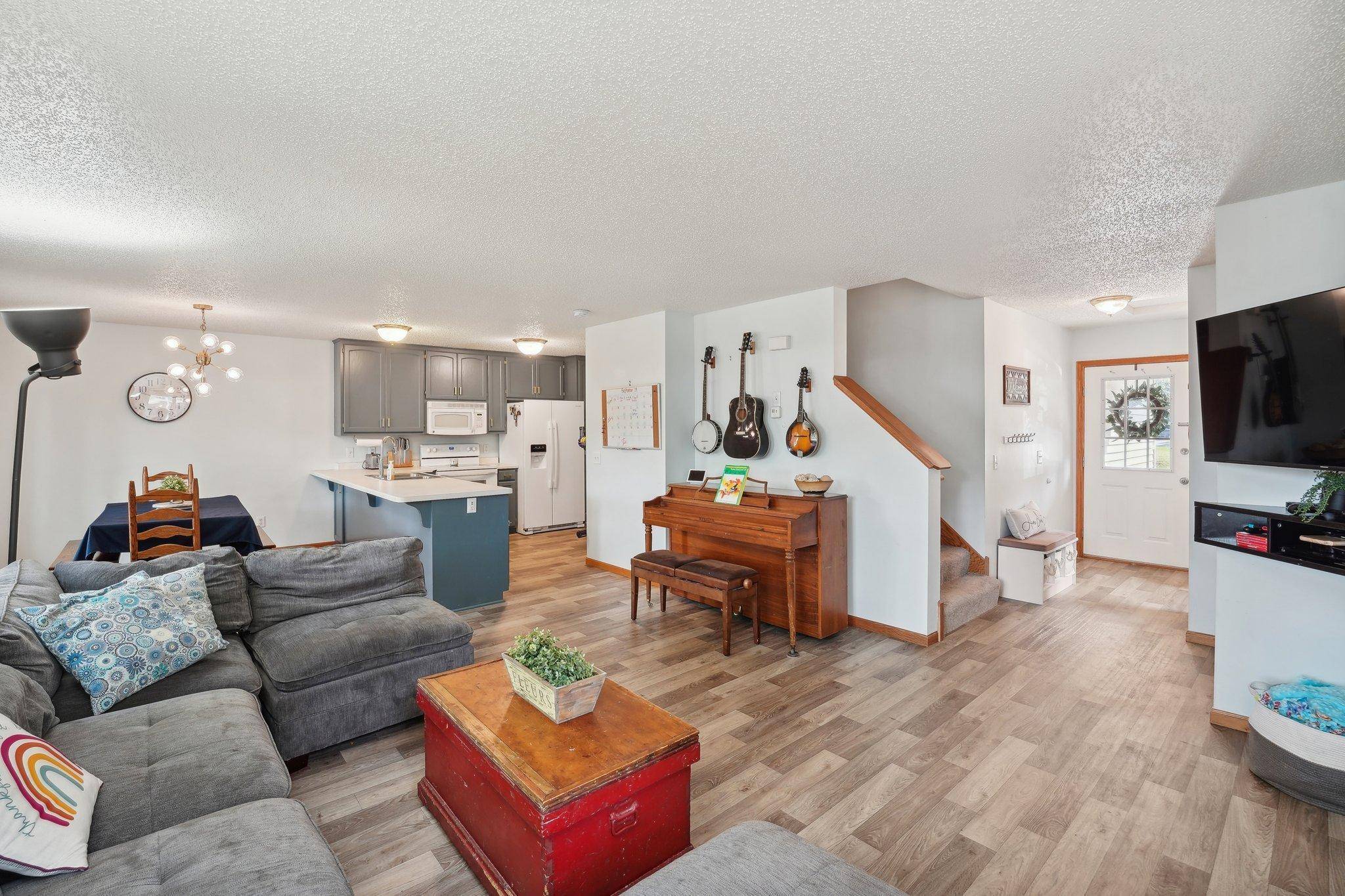 Buffalo, MN 55313,1009 6th AVE NE