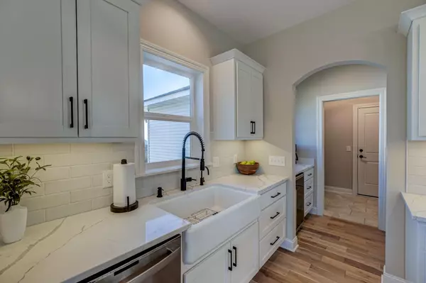 Cottage Grove, MN 55016,6424 Harkness AVE S