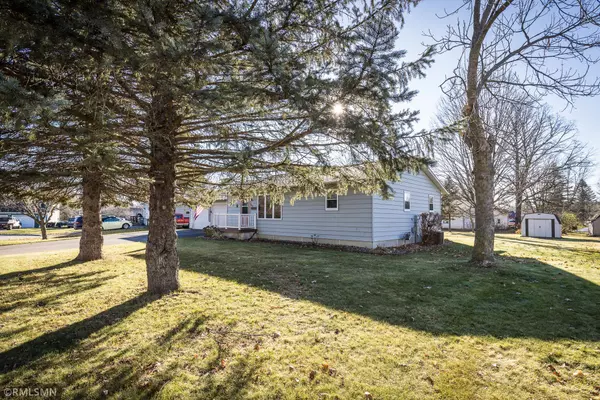 Woodville, WI 54028,306 Spruce DR