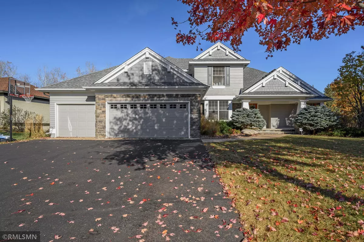 Mahtomedi, MN 55115,359 Board RD