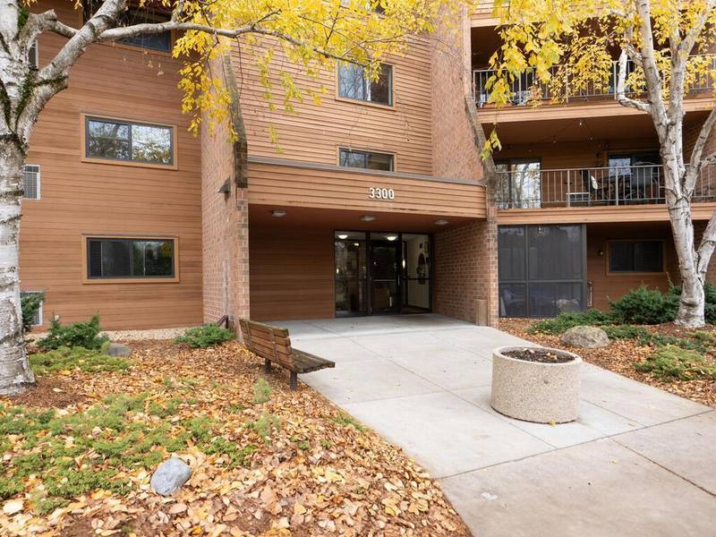 3300 Louisiana AVE S #426, Saint Louis Park, MN 55426