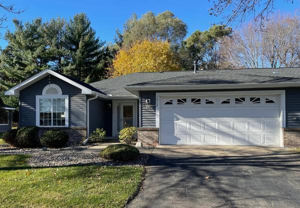 Shoreview, MN 55126,1217 Ravenswood CT