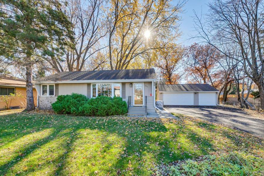 654 Harriet AVE, Shoreview, MN 55126