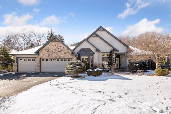 11507 Landing RD, Eden Prairie, MN 55347