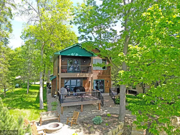 8947 Ingram AVE NW, Annandale, MN 55302