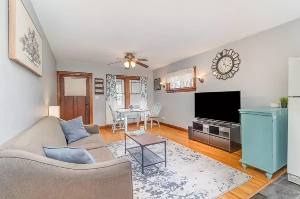 Saint Paul, MN 55104,1259 Hubbard AVE