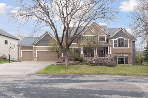 6709 Meadowlark CT, Lino Lakes, MN 55038