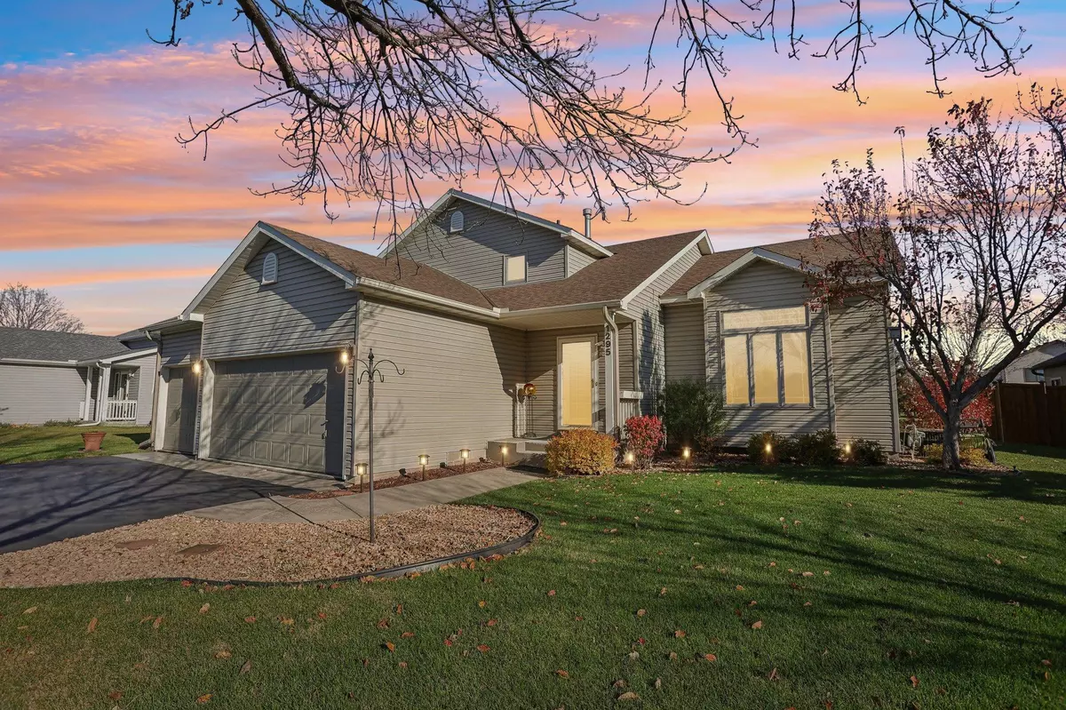 Shakopee, MN 55379,1295 Cider CIR