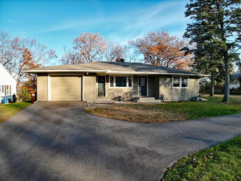 653 9th AVE S, South Saint Paul, MN 55075