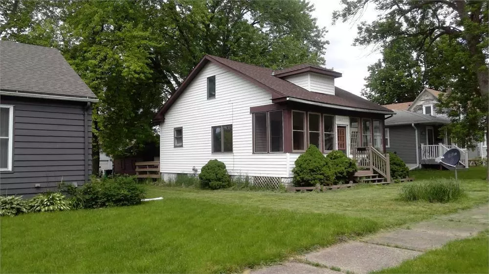 607 Pillsbury AVE, Albert Lea, MN 56007