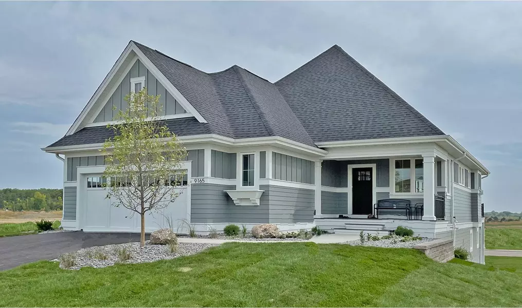 9105 Mills DR, Chanhassen, MN 55317