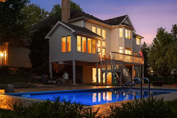 5490 Tamarack CIR, Minnetonka, MN 55345