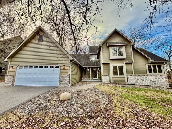 17692 Layton PATH, Lakeville, MN 55044