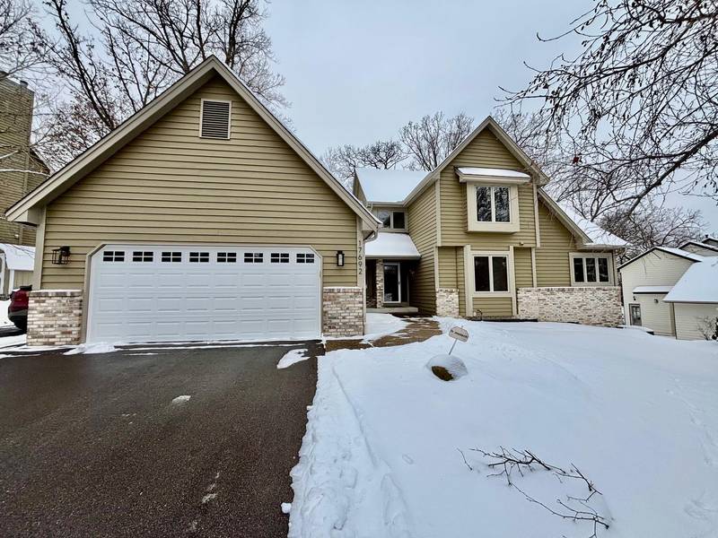 17692 Layton PATH, Lakeville, MN 55044