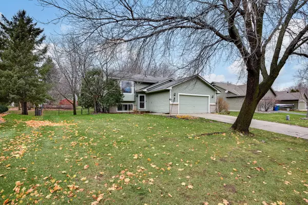 Maple Grove, MN 55369,9251 Xenium LN N