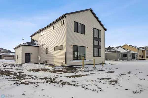 Fargo, ND 58104,3268 Timber Creek CIR S