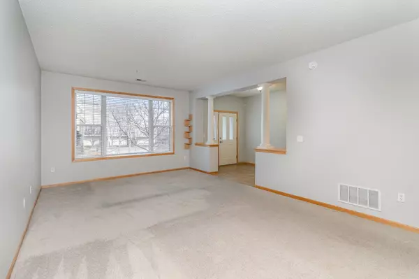 Eden Prairie, MN 55344,11177 Kinsley ST