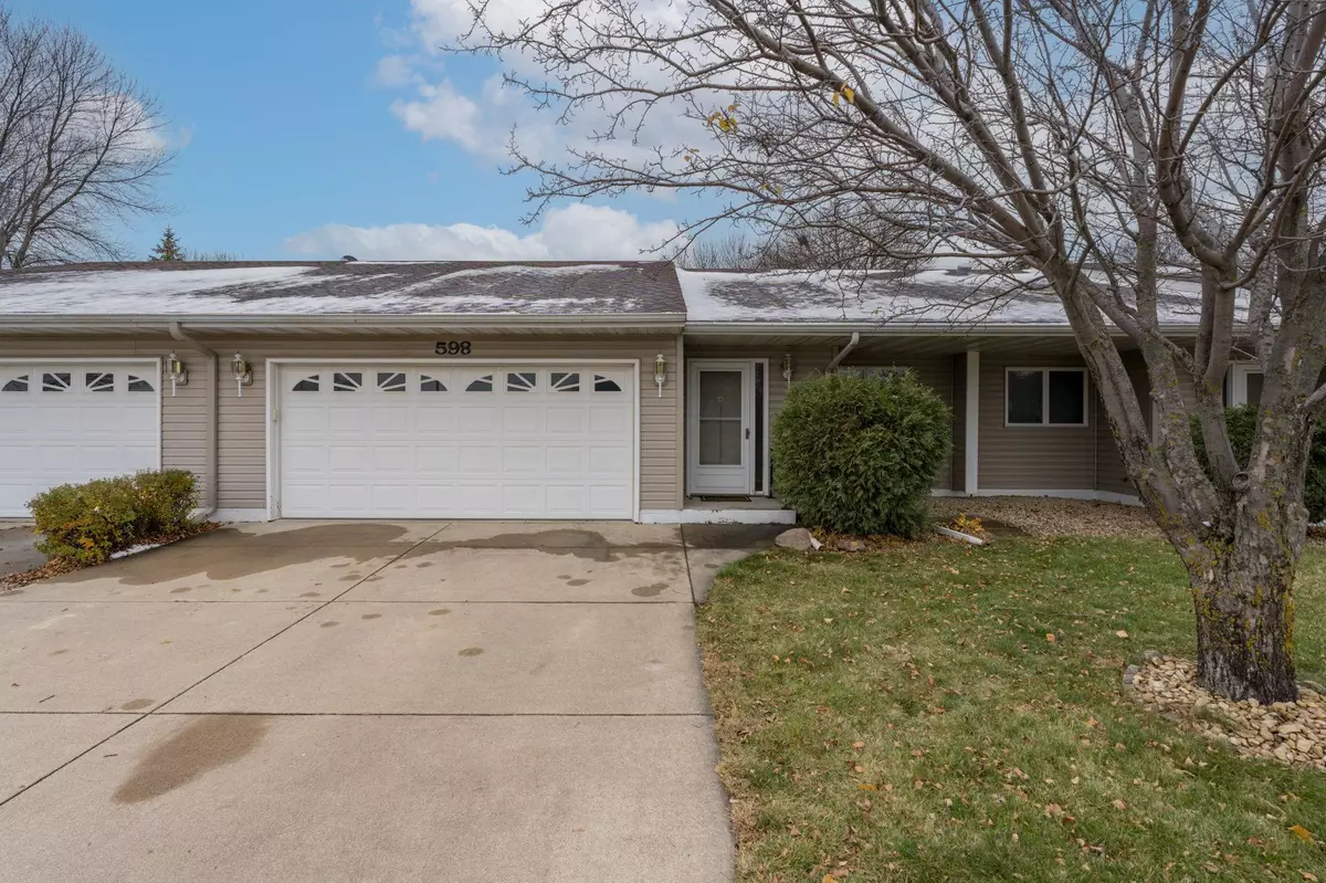 Montgomery, MN 56069,598 4th ST NW