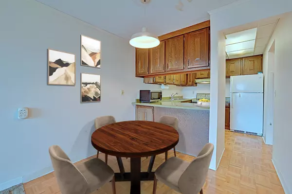 Edina, MN 55435,6400 York AVE S #614