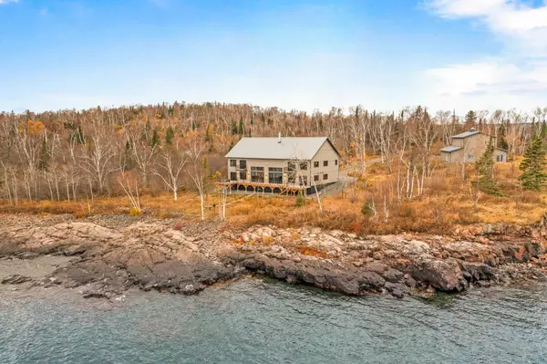 Two Harbors, MN 55616,1557 Rocky Point RD