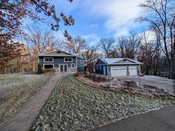 8880 140th ST N, Hugo, MN 55038