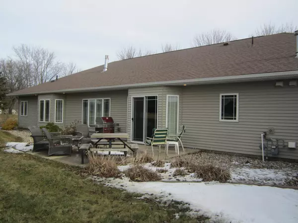 Clarkfield, MN 56223,325 13th ST