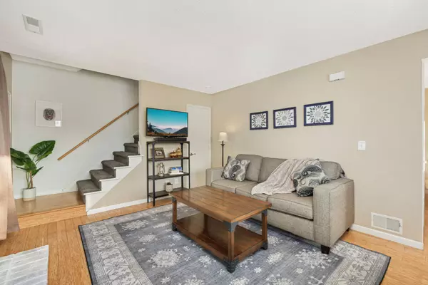 Eagan, MN 55122,4676 Marquis PT