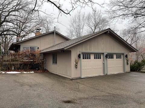 16121 Rosemary LN, Minnetonka, MN 55391