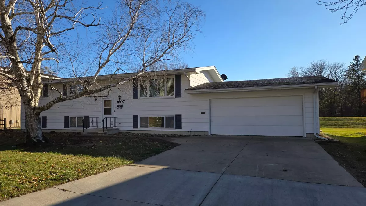 Austin, MN 55912,1607 10th PL SW