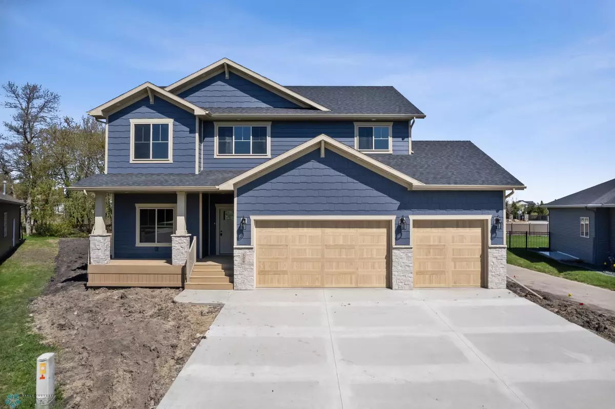 West Fargo, ND 58078,106 33rd AVE E