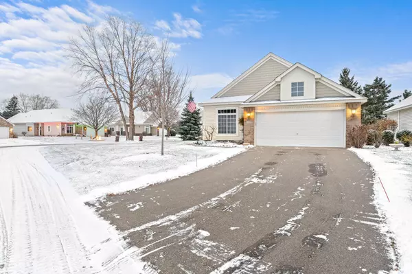 2595 Oak Ridge TRL, Woodbury, MN 55125