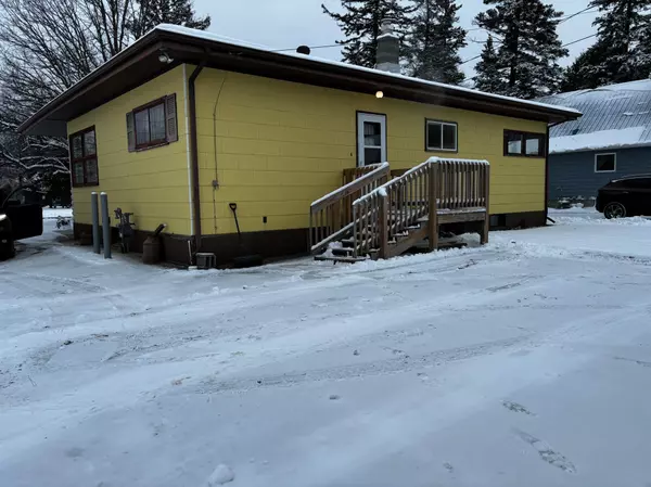International Falls, MN 56649,1317 13th AVE