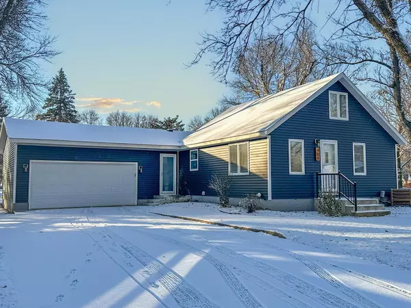 406 Minnesota AVE,  Prinsburg,  MN 56281
