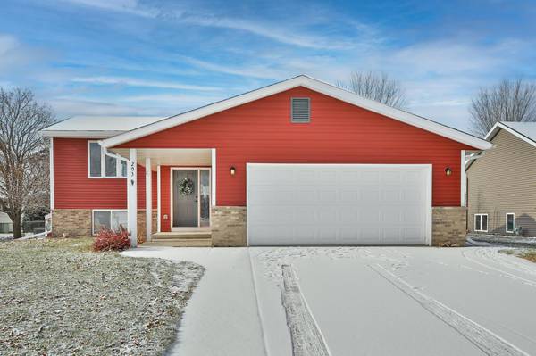 203 12th AVE NW, Kasson, MN 55944