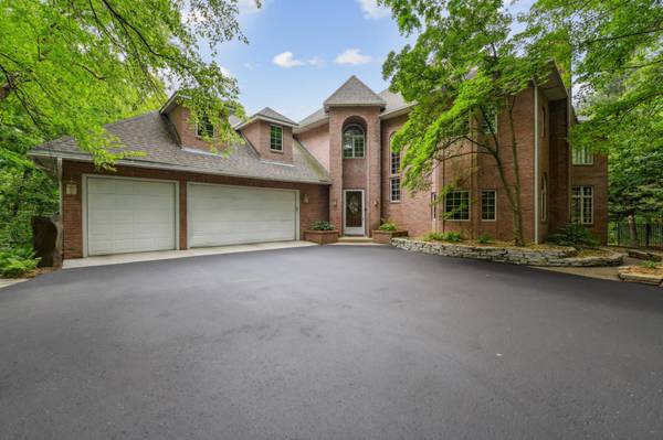 9755 Primrose AVE N, Stillwater, MN 55082