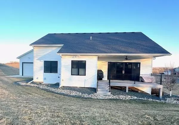 Oronoco Twp, MN 55960,868 Zumbro Woods LN NW