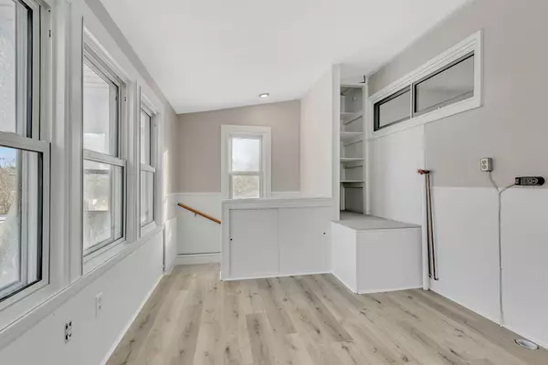 Waverly, MN 55390,114 1 1/2 ST S