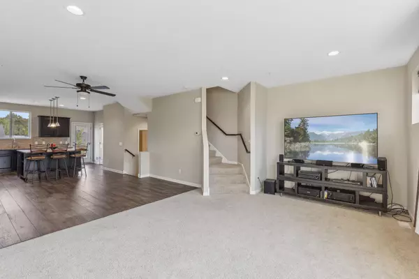 Chaska, MN 55318,577 Satori WAY