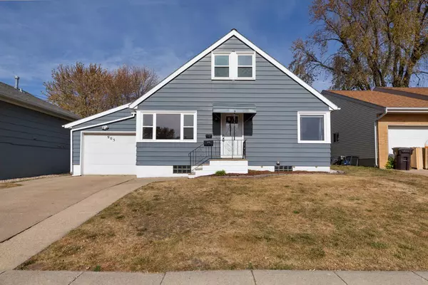 Fairmont, MN 56031,905 Budd ST