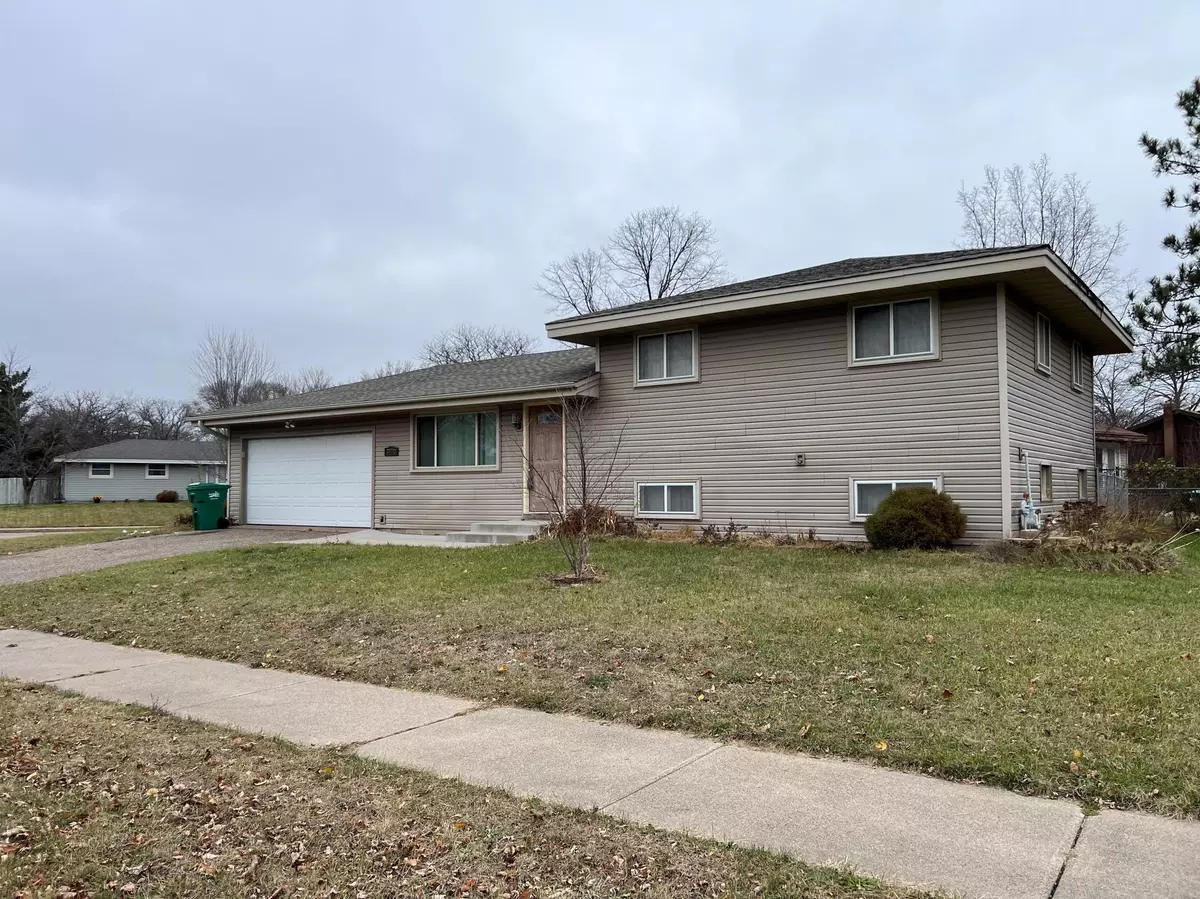 Anoka, MN 55303,3770 Ridge AVE