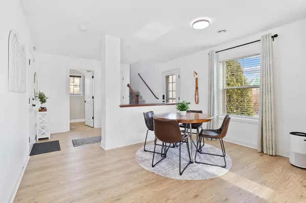 Eagan, MN 55123,3428 Chestnut LN